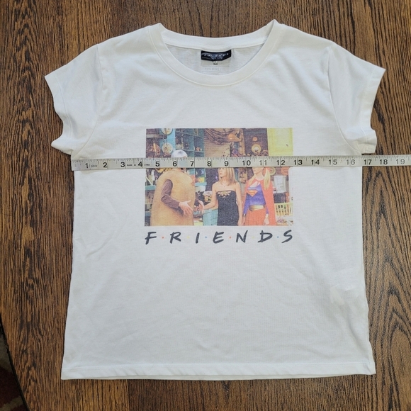 Friends The TV Series The Mini Fit Short Sleeve T-shirt Size Women's Small - Picture 6 of 10